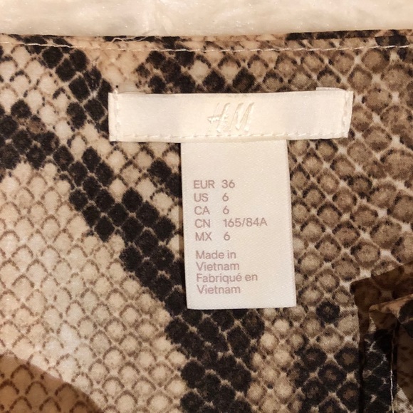 Snakeskin Patterned Cami - Picture 7 of 7